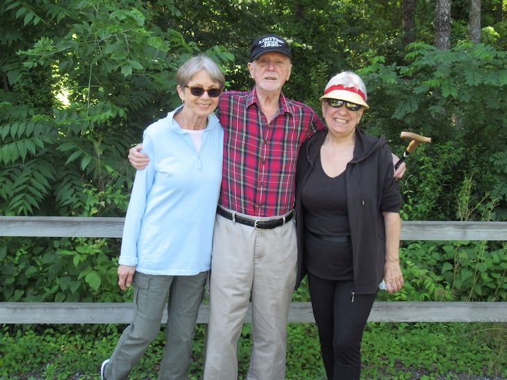 Green Ridge Village Residents Enjoying the Outdoors