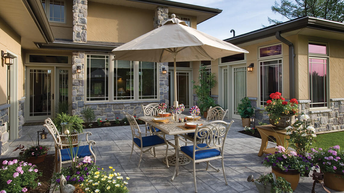Lodges outside patio-1