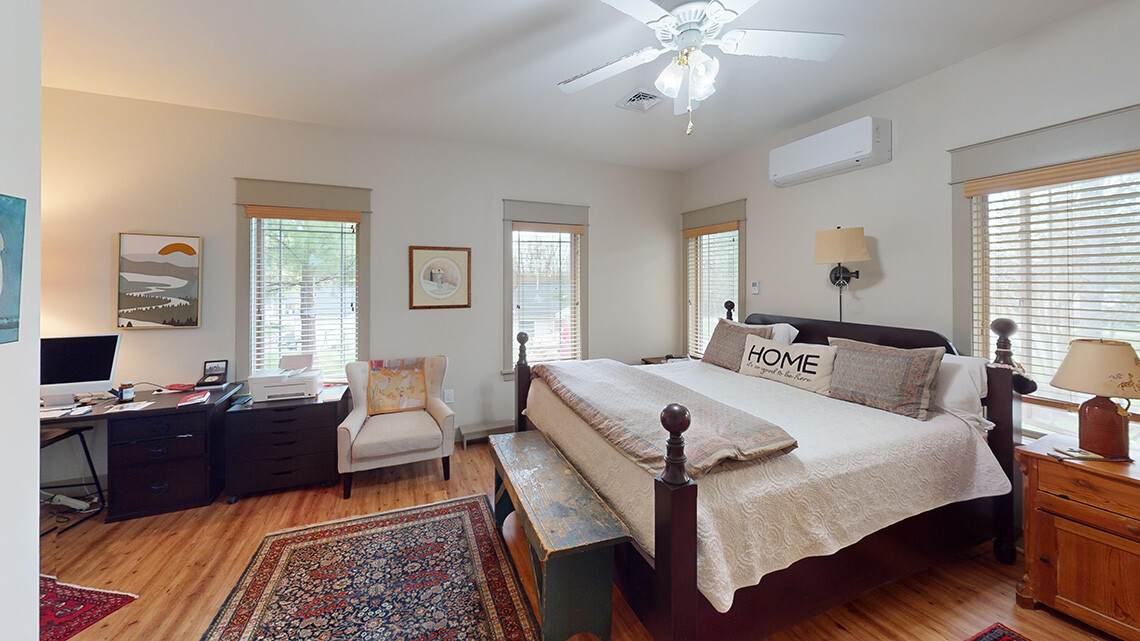 Tioga-2-Story-Lodge-Bedroom
