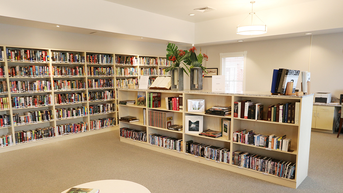Common areas and library at Quincy Village