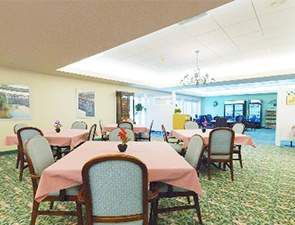 Cafe and Dining Room | Westminster Woods at Huntingdon