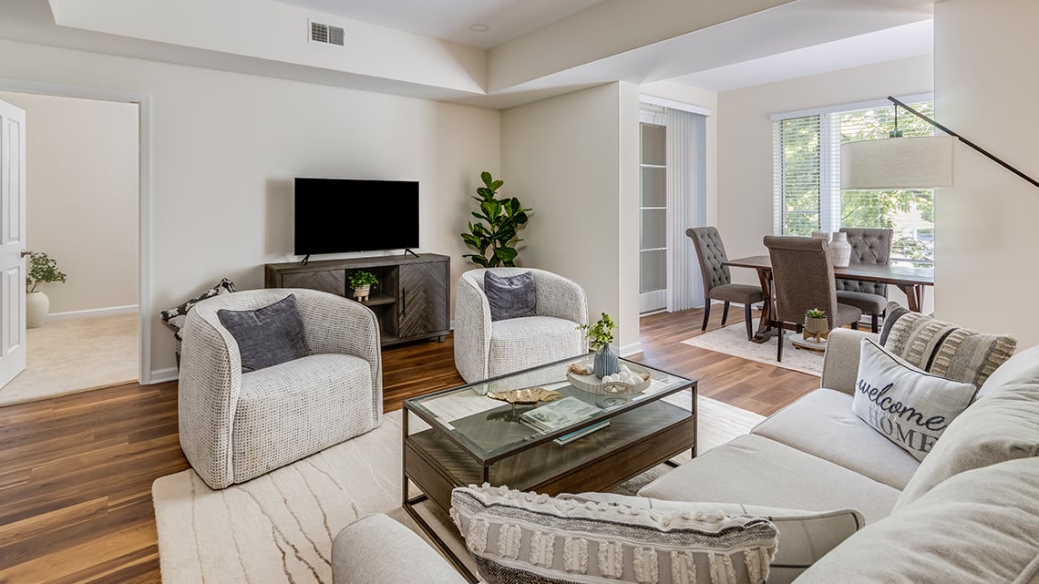 Kirkland Village Apt._2045