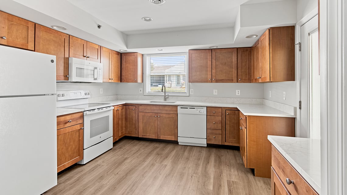 Kitchen_Glen_Meadows_Large_PatioHome_9185