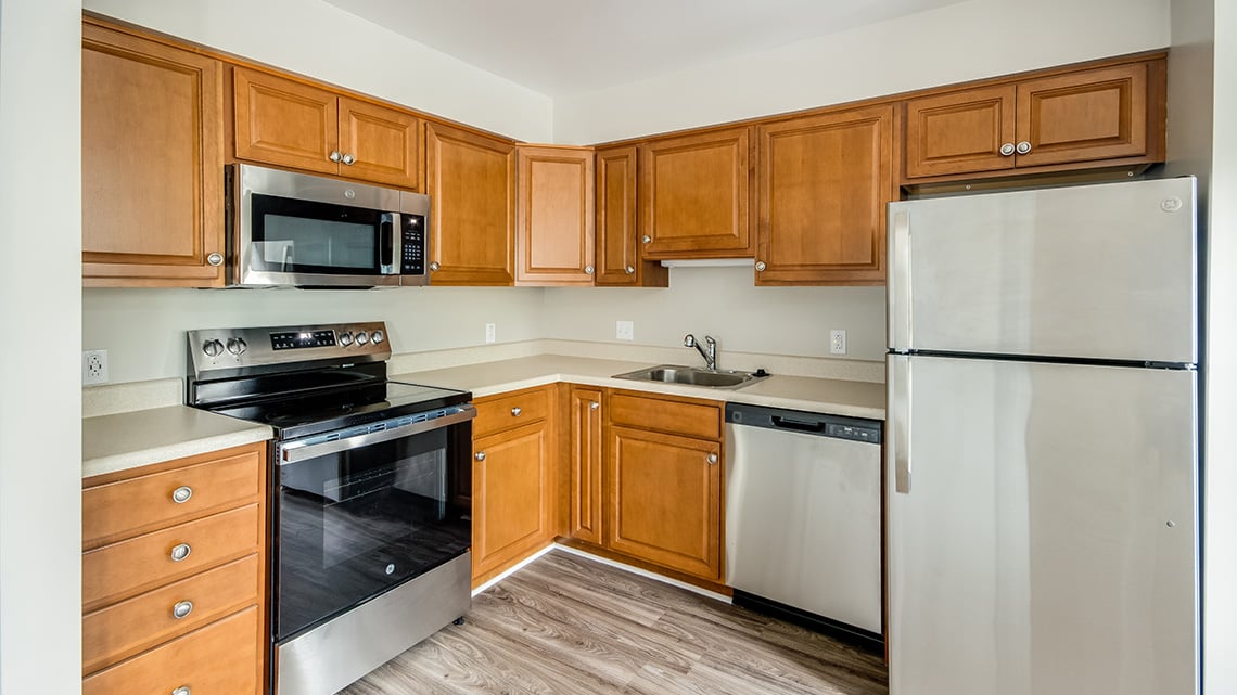 Kitchen_SAV_Stuart_Apt_1144