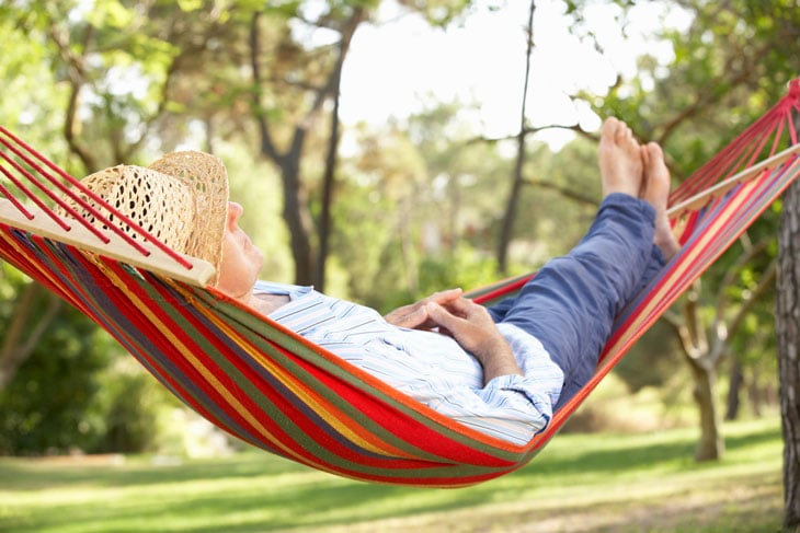 senior-comfortable-living-hammock