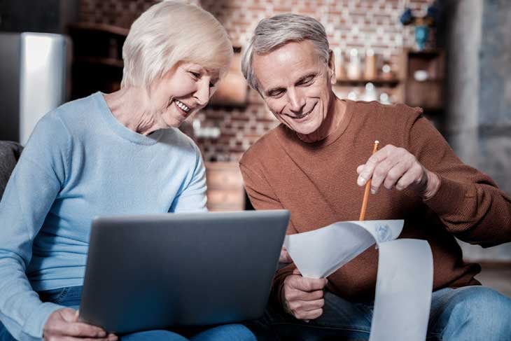 senior-couple-social-security-discussion